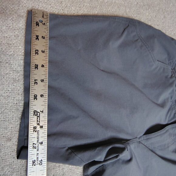 Simms Shorts Women's Size 28 Blue Nylon Fishing Hiking Outdoor Performance - Picture 10 of 11